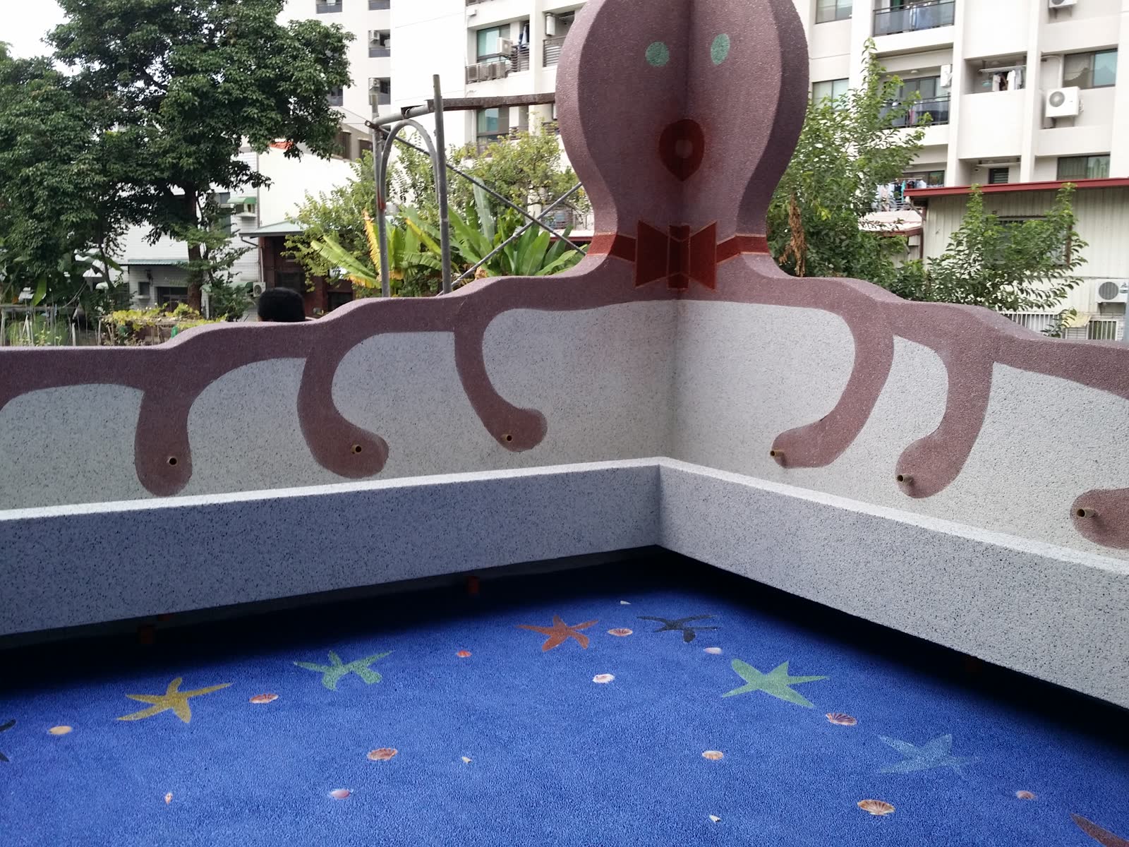 臺南市北區立人國民小學-103立人國小附設幼兒園大門整建暨環境設備改善工程