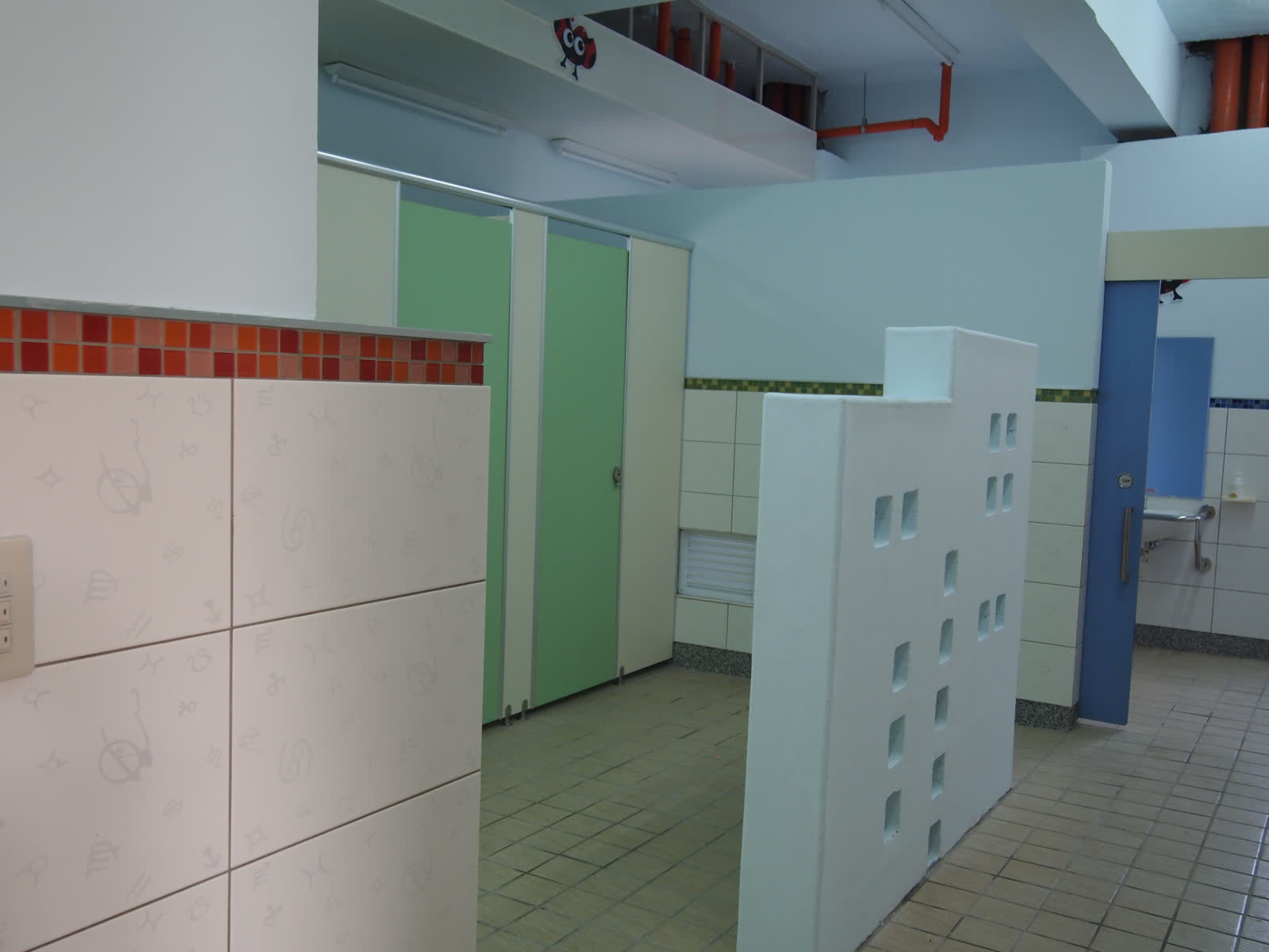 臺南市東區大同國民小學-臺南市東區大同國小105年度北棟西側廁所整建工程 照片4