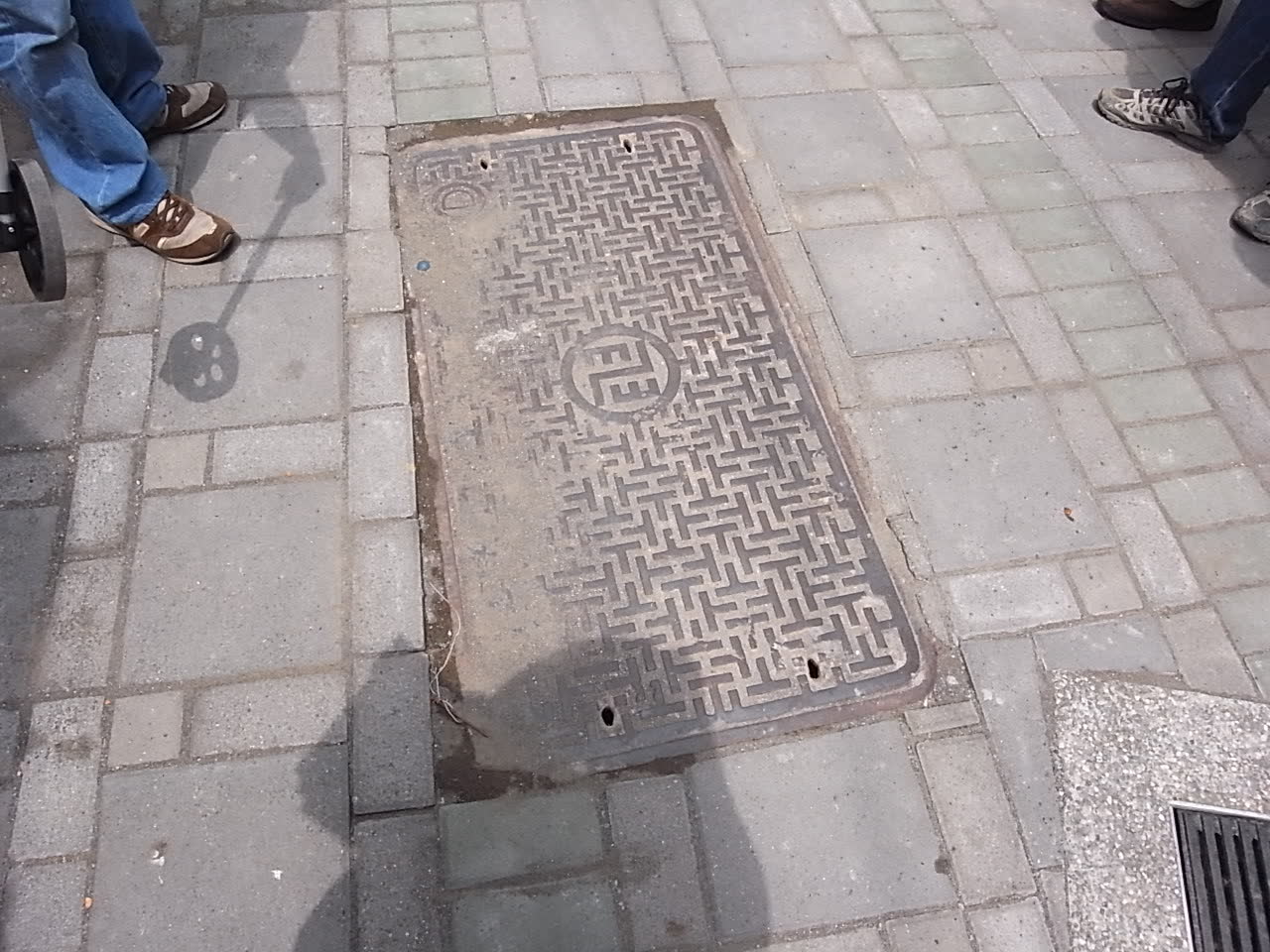 效忠街(文朱殿旁)連鎖磚及水溝改善工程 照片4